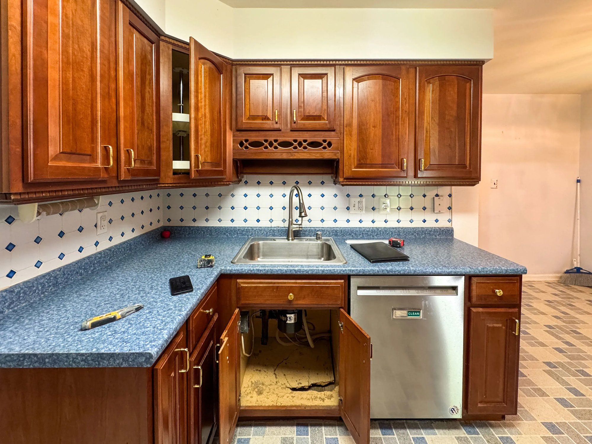 2_Leonard_Ct_Kitchen- (6)