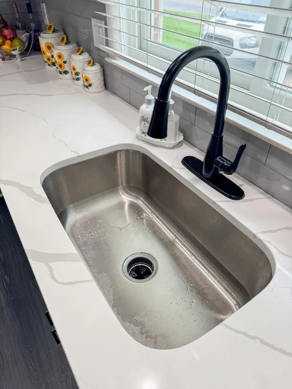 3306 Courtleight_Kitchen (13)